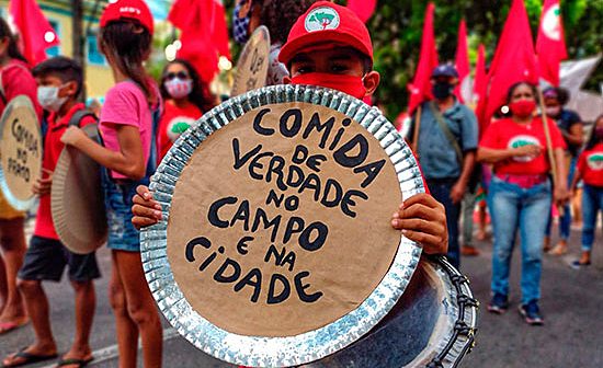 Comer sem veneno é um direito – para pensar o 16 de outubro